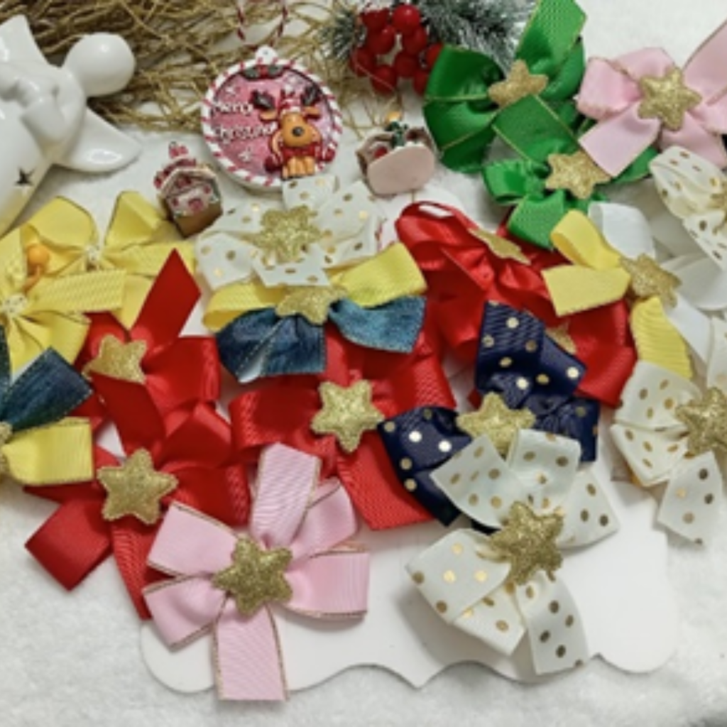 Lacitos navideños pequeños para dos colitas